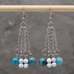 Boucles d'oreille Apatite bleue et Howlite