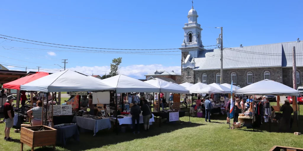 Marché public de Sainte-Luce